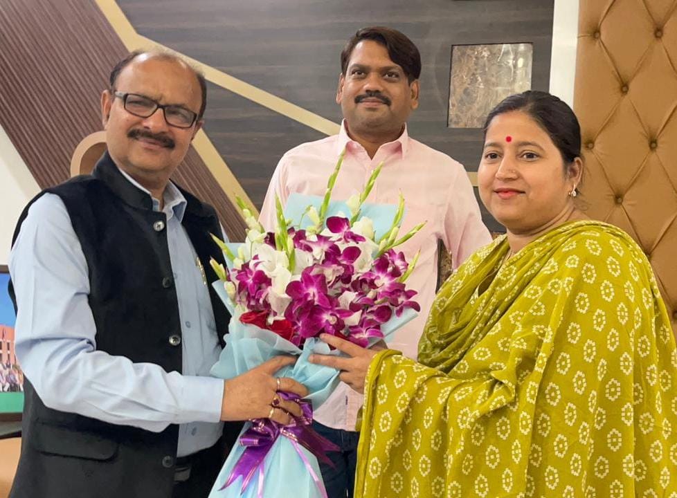 धनबादः BCCL CMD ने मेयर संजीव सिंह व विधायक रागिनी सिंह से की मुलाकात