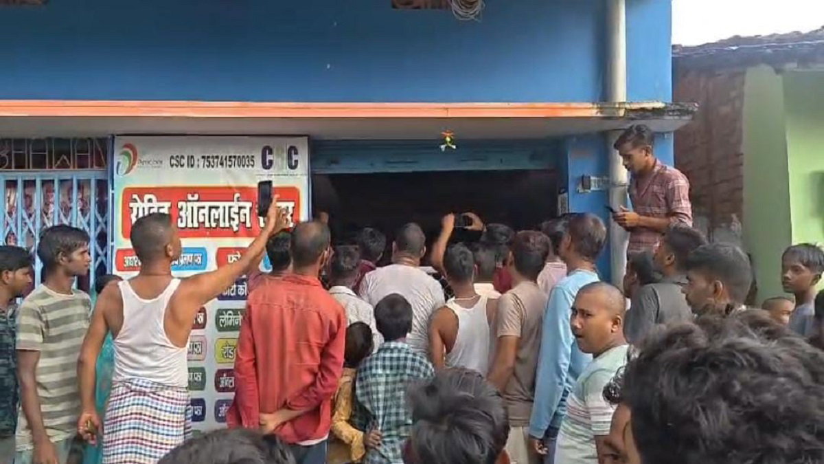 Palamu News : पिस्टल दिखा बाइक लूटी, फिर उसी बाइक से सीएसपी लूटने पहुंचे दो लुटेरे धराए