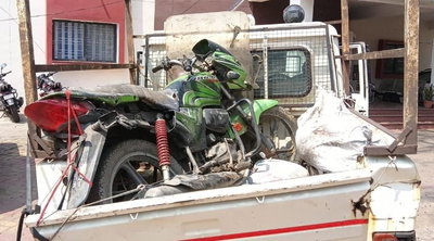 धनबादः जोड़ापोखर क्षेत्र में दिनदहाड़े कोयले का अवैध खनन