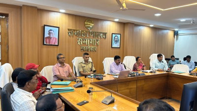 Latehar News : बकरीद को लेकर शांति समिति की बैठक, डीसी ने दिए सतर्कता के निर्देश