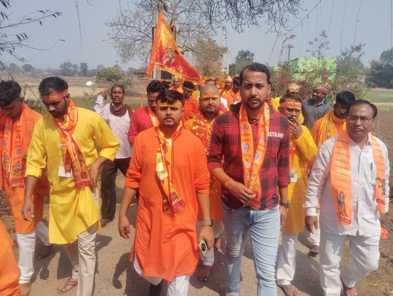 रामगढ़ः कलशयात्रा के साथ हनुमत प्राण प्रतिष्ठा व रुद्र महायज्ञ शुरू