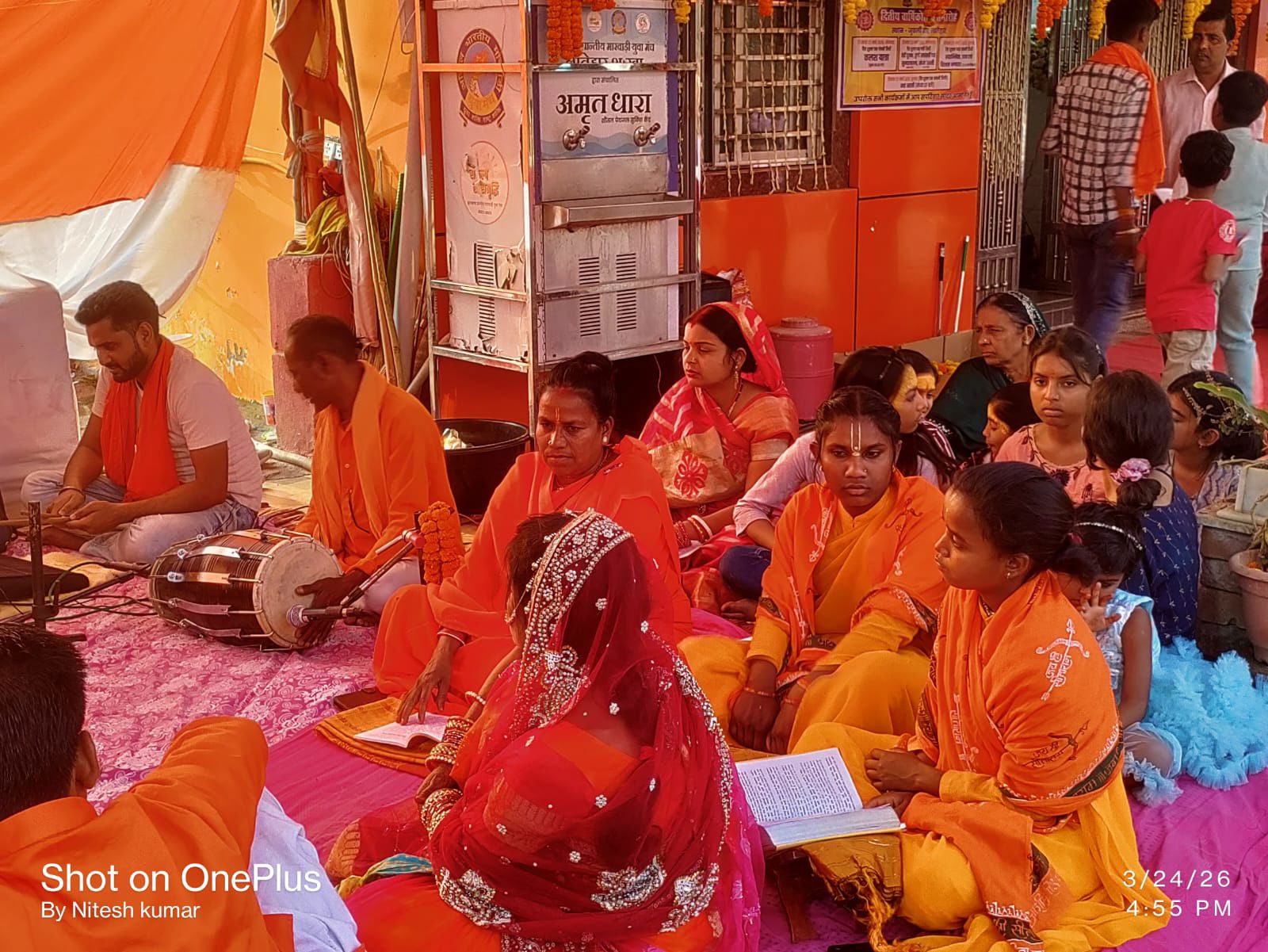 लातेहारः संकटमोचन भवानी मंदिर के वार्षिकोत्सव के दूसरे दिन हुए विविध अनुष्ठान