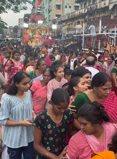 Jamshedpur News : मूसलाधार बारिश के बीच निकली भगवान जगन्नाथ की घुरती रथयात्रा, उमड़े श्रद्धालु