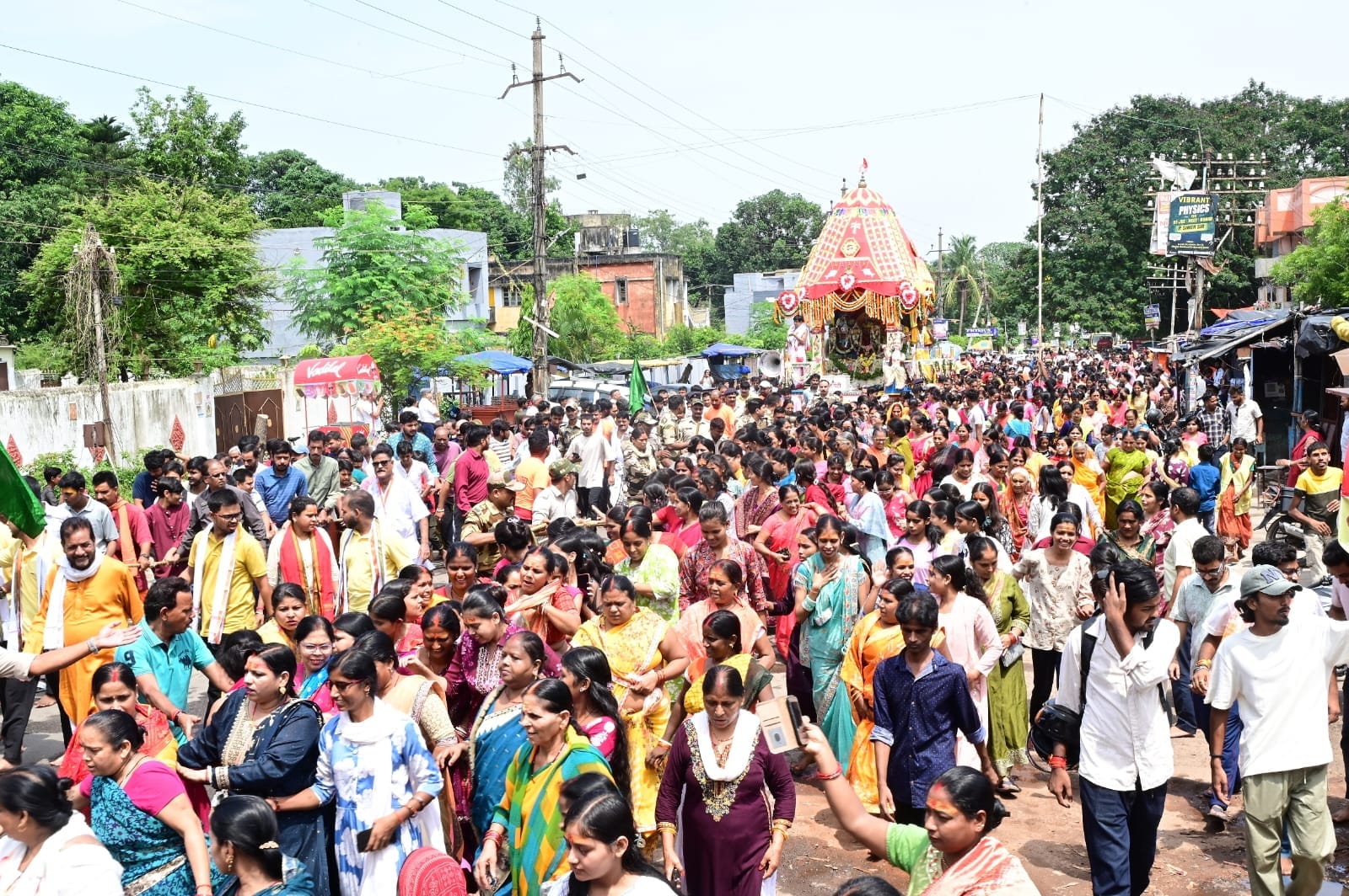 Bokaro News : शहर में निकली भगवान जगन्नाथ की बाहुरा रथयात्रा, हजारों श्रद्धालुओं ने खींचा रथ