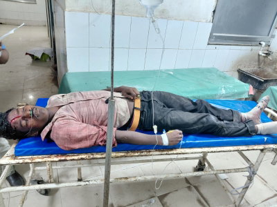 Palamu News : हाइवा की टक्कर से बाइक सवार दो युवकों की मौत, एक गंभीर