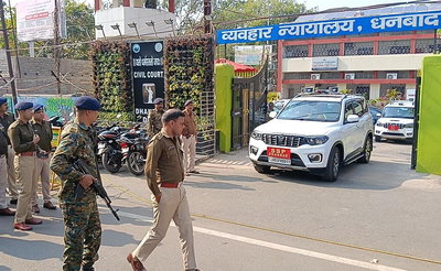 धनबाद सिविल कोर्ट को उड़ाने की धमकी से हड़कंप, छह बाइक जब्त