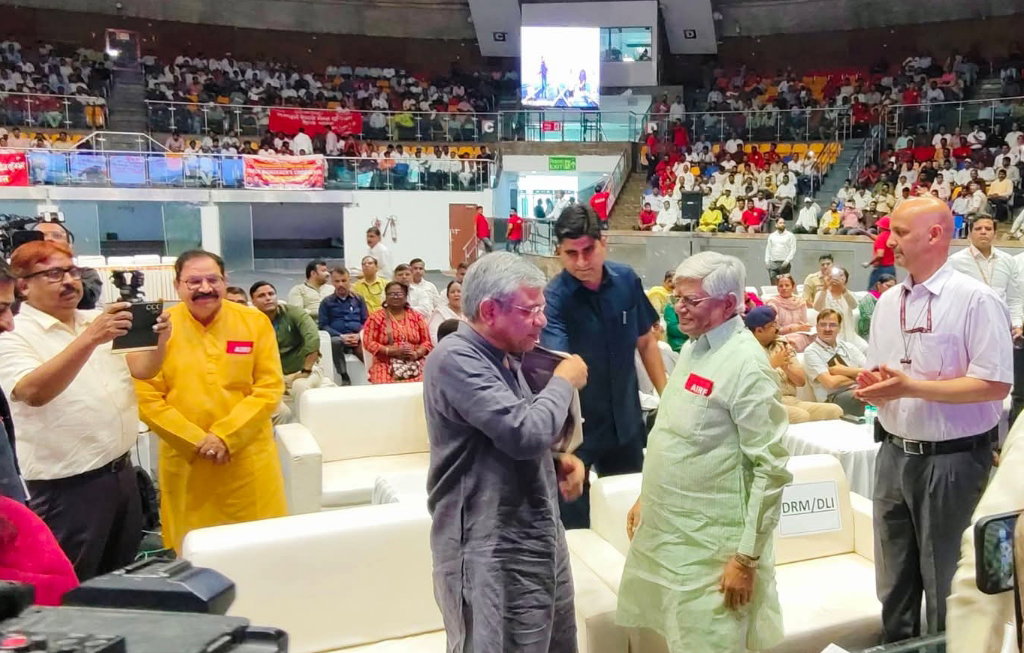 रामगढ़ः रेलवे की ड्यूटी में तय मैनुअल का सख्ती से पालन होगा- ईसीआरकेयू