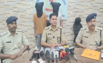 Jamshedpur News : बाइक चोरी गिरोह का खुलासा, साकची से दो आरोपी गिरफ्तार, चोरी की 5 बाइक बरामद