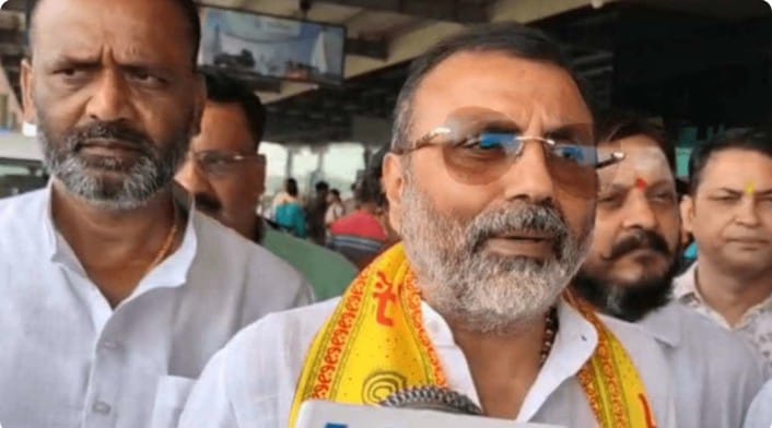 Deoghar News : बांग्लादेशियों को भारत का वोटर बनाकर सरकार बनाना चाहता है विपक्ष- निशिकांत