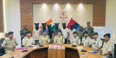 Ramgarh News : पतरातू में राहुल दुबे गैंग के 6 अपराधी गिरफ्तार, हथियार-गोली बरामद