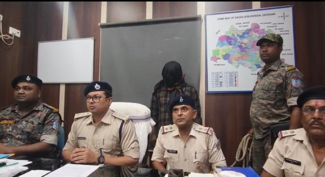 Deoghar News : ब्राउन शुगर के साथ युवक गिरफ्तार, डेढ़ लाख रुपये बरामद