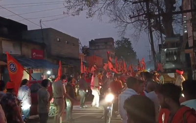 धनबादः रामनवमी जुलूस पर पथराव, एक दर्जन लोग घायल, इलाके में तनाव