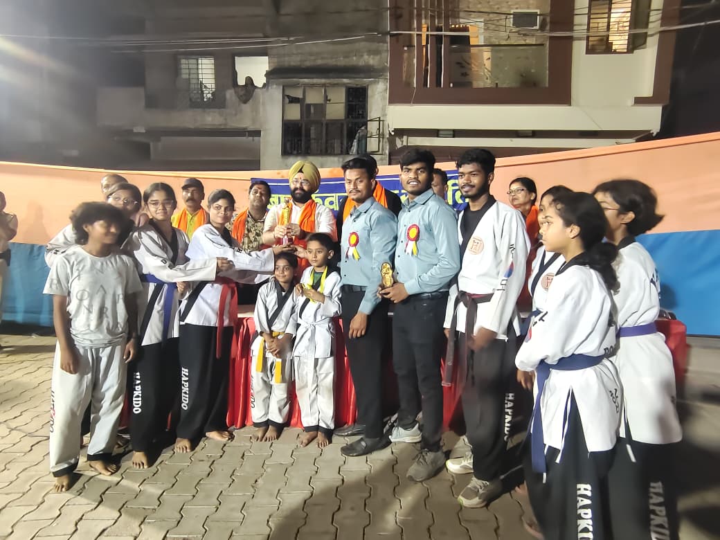 जमशेदपुरः कराटे चैंपियनशिप में जादूगोड़ा के खिलाड़ियों ने जीते 9 गोल्ड व 4 सिल्वर मेडल