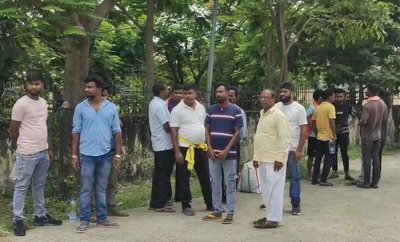 Dhanbad News : करंट लगने से मजदूर की मौत, परिजनों ने बिजली विभाग पर लगाया लापरवाही का आरोप