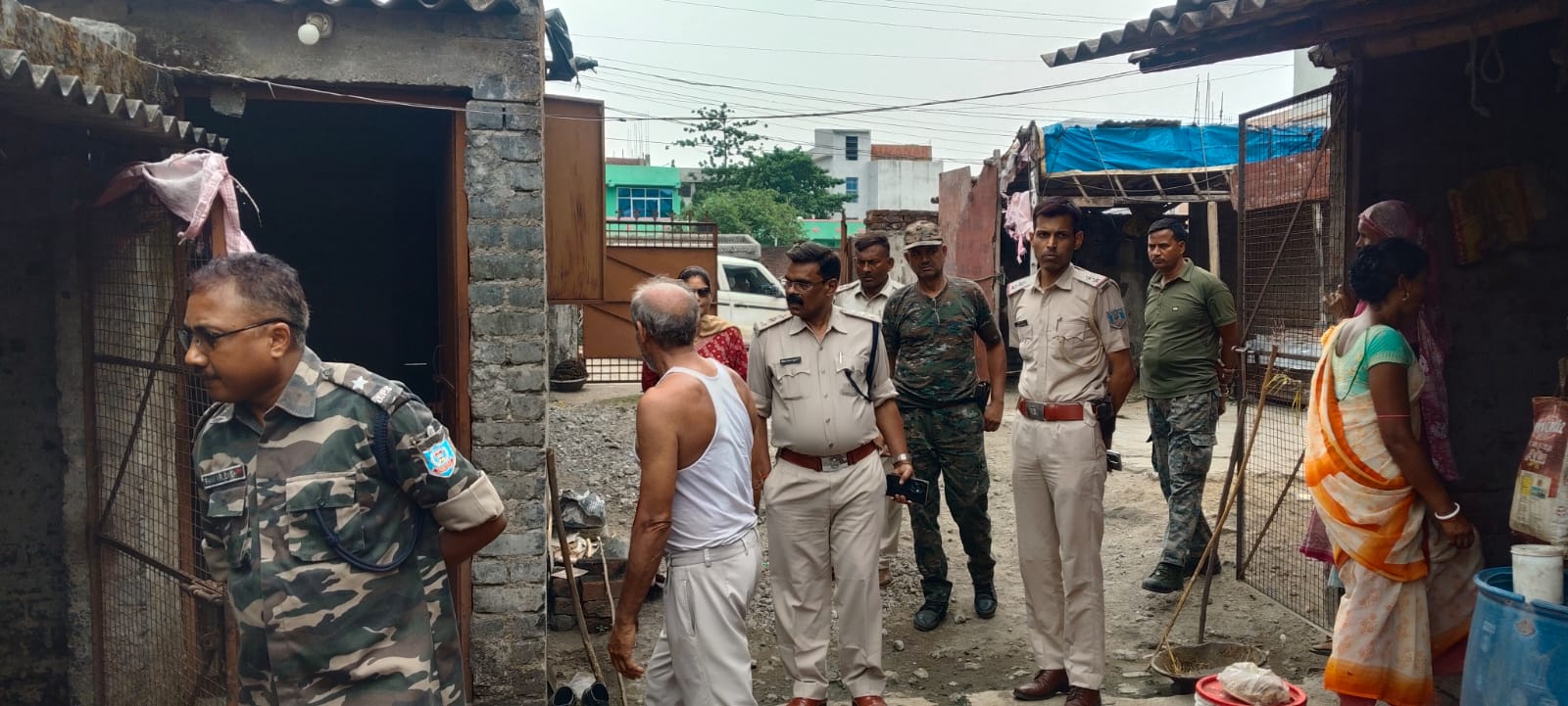 Saraikela News : कपाली में पशुओं की तस्करी पर पुलिस की सख्ती, कई ठिकानों पर छापेमारी