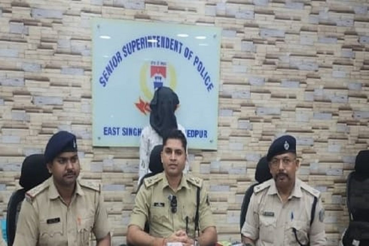 Jamshedpur News : मानगो बस स्टैंड के पास 33 किलो गांजा के साथ युवक गिरफ्तार