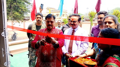 देवघरः मधुपुर में खुला डीएवी स्कूल, विधायक उदय सिंह ने किया उद्घाटन