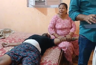 Dhanbad News : दवा कंपनी के एमआर ने लगाई फांसी, पिता ने कंपनी पर लगाया प्रताड़ना का आरोप
