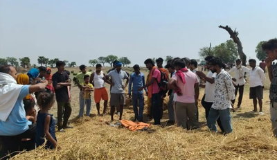 Palamu News : कुट्टी मशीन की चपेट में आकर मजदूर की मौत