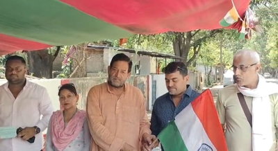 Jamshedpur News :  निजी स्कूलों की फीस वृद्धि के खिलाफ आंदोलन तेज, पोस्टकार्ड व भिक्षाटन अभियान शुरू