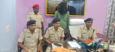Simdega News : पिकअप वाहन चोरी कांड का खुलासा, एक गिरफ्तार, ब्रेजा कार जब्त