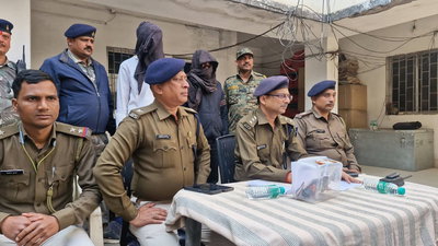 देवघरः अवैध हथियार के साथ दो युवक गिरफ्तार