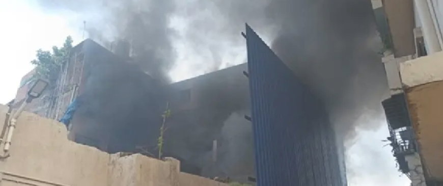 Jamshedpur News : जुगसलाई में गणगौर मिष्ठान भंडार की फैक्ट्री में आग, लाखों की संपत्ति जलकर राख