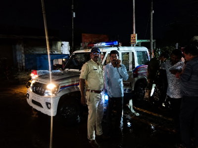 Jamtara News : ज्वेलर्स के मालिक से गहनों से भार बैग छीनकर भागे अपराधी, जांच में जुटी पुलिस