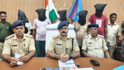 Deoghar News : मोहनपुर में 21.01 ग्राम ब्राउन शुगर के साथ 5 गिरफ्तार ₹5,400 बरामद