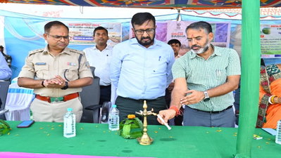 Giridih News : विकास योजनाओं को स्थानीय जरूरतों से जोड़ने का माध्यम है ग्रामसभा- डीसी