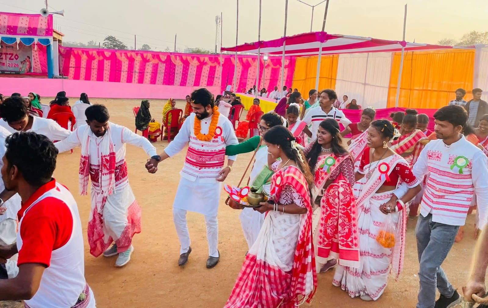 रामगढ़ः सांडी में धूमधाम से मना मागे पोरोब