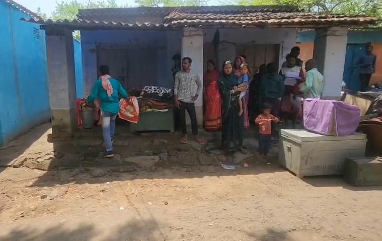 धनबादः भू-धंसान में तीन मौतों के बाद विस्थापन की कवायद तेज, दहशत में लोग