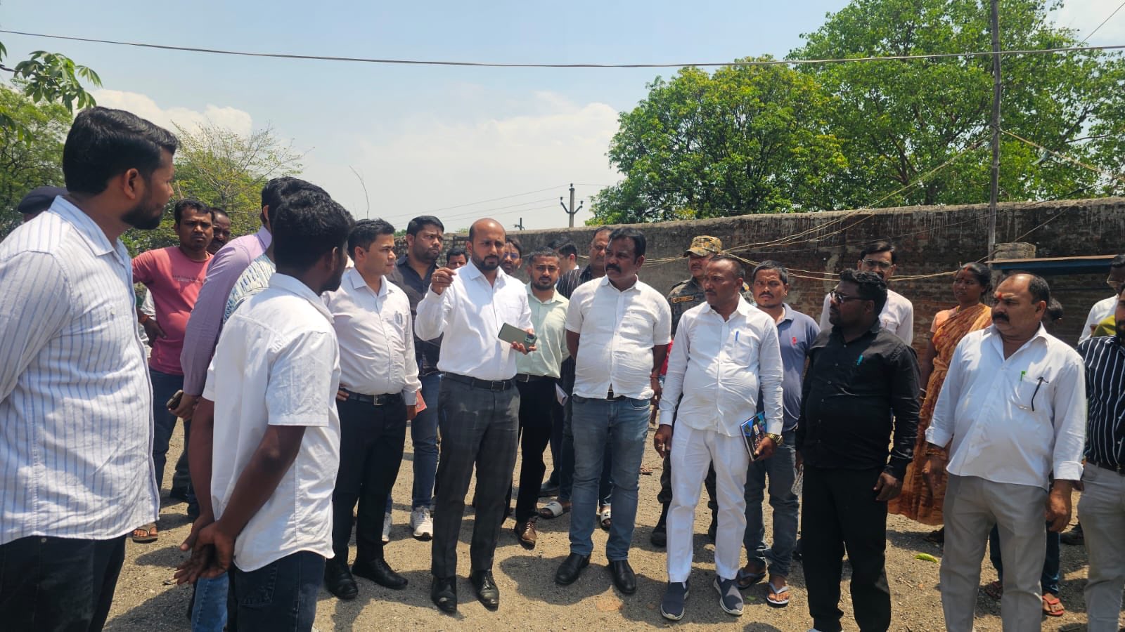 Ramgarh News : जलापूर्ति से संबंधित शिकायतों का तुरंत समाधान करें- डीसी
