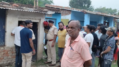 Bokaro News : आर्थिक तंगी से जूझ रही महिला ने लगाई फांसी, पति बेहोश मिला