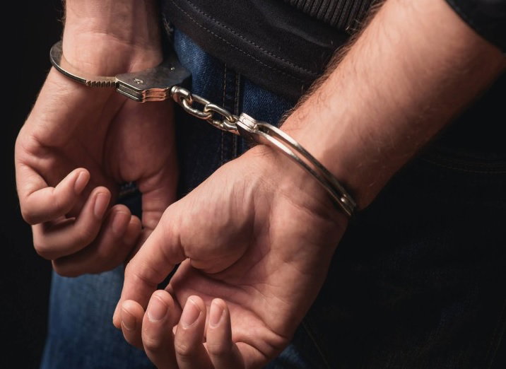 Deoghar News : डीसी ने की उत्पाद विभाग की समीक्षा, अवैध शराब के धंधेबाजों पर कार्रवाई का निर्देश