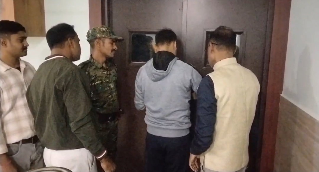 Palamu News : दो प्रसूताओं और एक नवजात की मौत मामले में जीवन ज्योति नर्सिंग होम सील