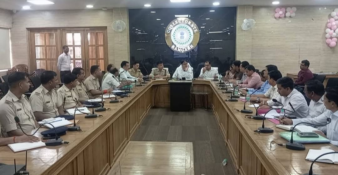 अवैध खनन पर रोक के लिए उठाएं कारगर कदम, मुहानों को बंद करें: रामगढ़ डीसी