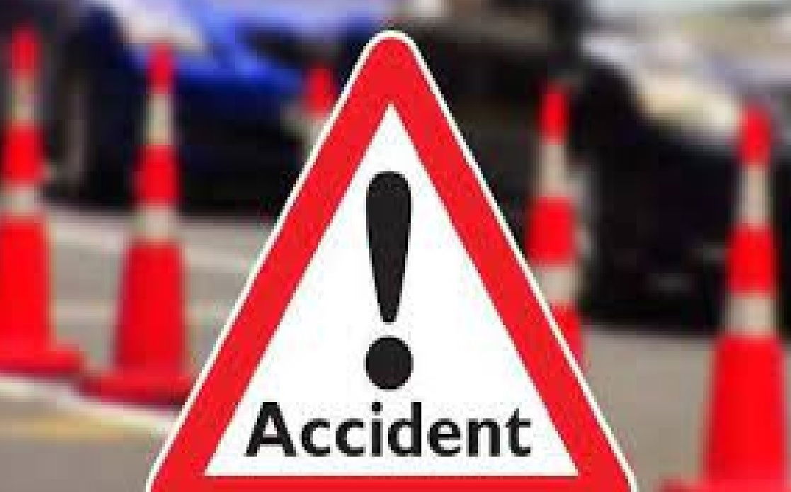 दुमकाः टोटो की टक्कर से बाइक पलटी, युवक की मौत