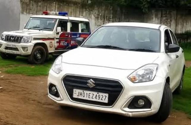 Dhanbad News : केके पॉलिटेक्निक उप डाकघर घोटाला मामले में लोयाबाद के पंकज चौहान के घर ED की रेड