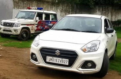 Dhanbad News : केके पॉलिटेक्निक उप डाकघर घोटाला मामले में लोयाबाद के पंकज चौहान के घर ED की रेड