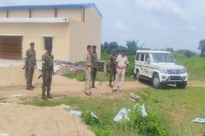 Seraikela News : एसपी मनोज स्वर्गियारी ने ईचागढ़ व तिरुलडीह थाना का किया निरीक्षण