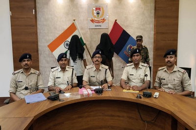 Ramgarh News : सुमित अग्रवाल हत्याकांड में दो और गिरफ्तार, चाकू व बाइक बरामद