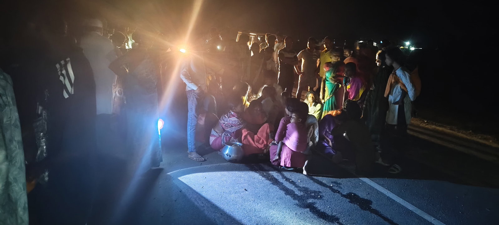 लातेहार में भीषण सड़क हादसा, बाइक सवार दो युवकों की मौत