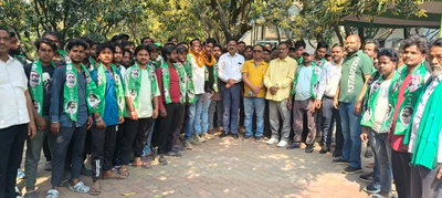 गिरिडीहः 60 युवा भाजपा छोड़ झामुमो में शामिल, मंत्री सुदिव्य रहे मौजूद