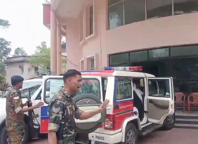 Dhanbad News : गैंगस्टर प्रिंस खान का करीबी सैफी तीसरी बार पुलिस रिमांड पर, पूछताछ में अहम खुलासे