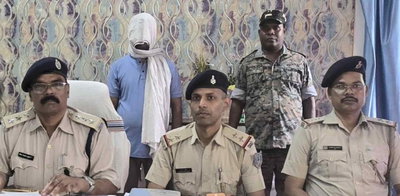 Saraikela News : कपाली फायरिंग का मुख्य आरोपी गिरफ्तार, अफसर नवाज पर हुआ था जानलेवा हमला