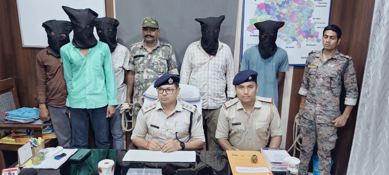 Deoghar News : पुलिस ने गोलीकांड का किया खुलासा, घायल समेत 5 गिरफ्तार