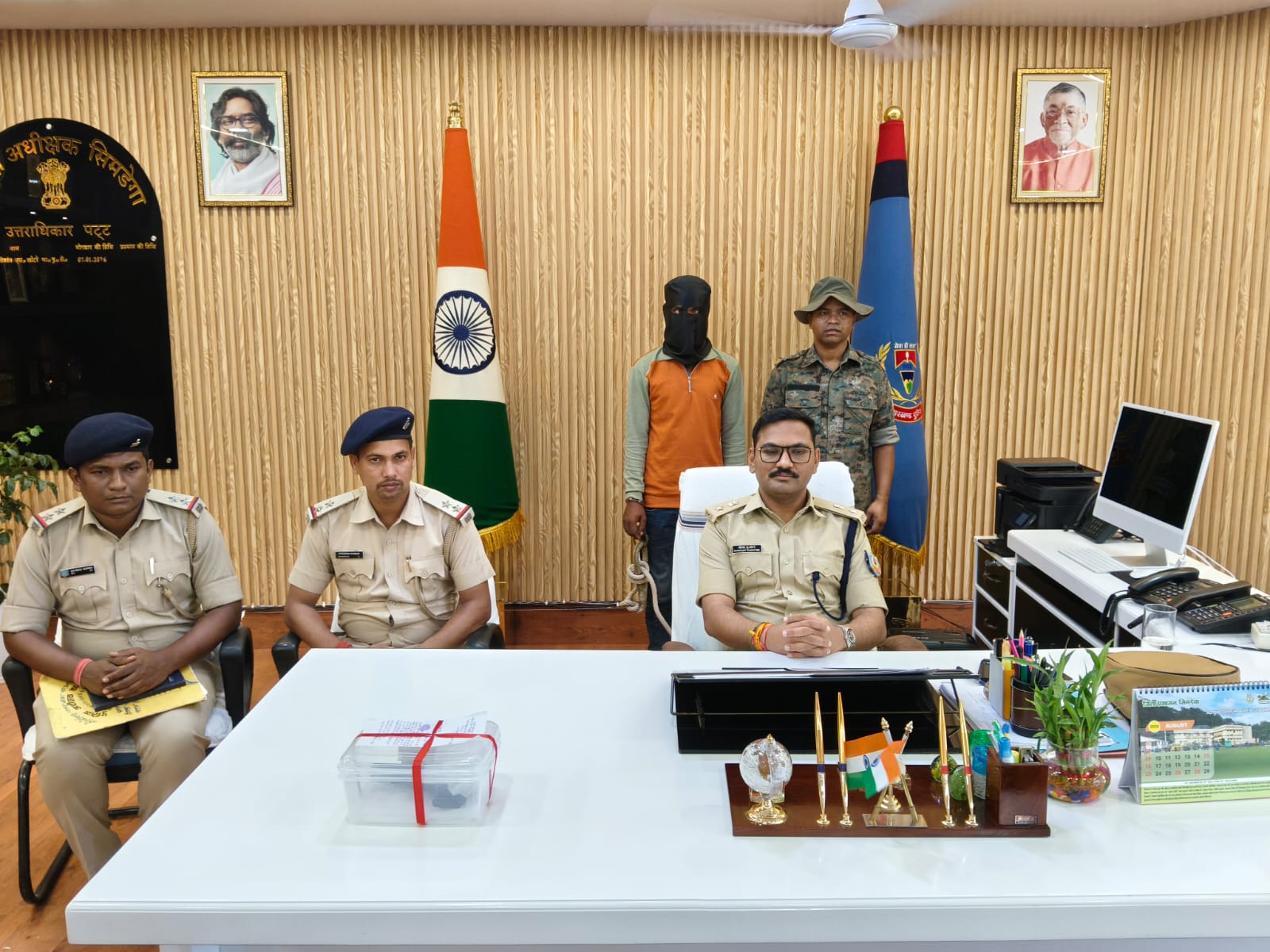 Simdega News : युवती की हत्या का मुख्य आरोपी गिरफ्तार, पिस्टल बरामद