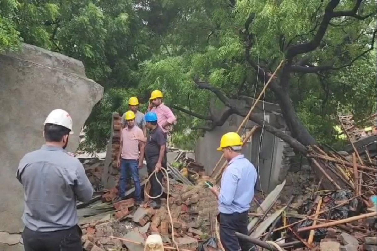 Dhanbad News : सेलेक्टेड गोविंदपुर में भू-धंसान से प्रभावित परिवारों के पुनर्वास की तैयारी, पूरा इलाका डेंजर जोन