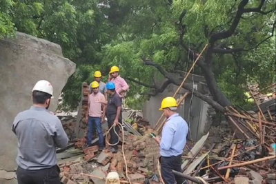 Dhanbad News : सेलेक्टेड गोविंदपुर में भू-धंसान से प्रभावित परिवारों के पुनर्वास की तैयारी, पूरा इलाका डेंजर जोन